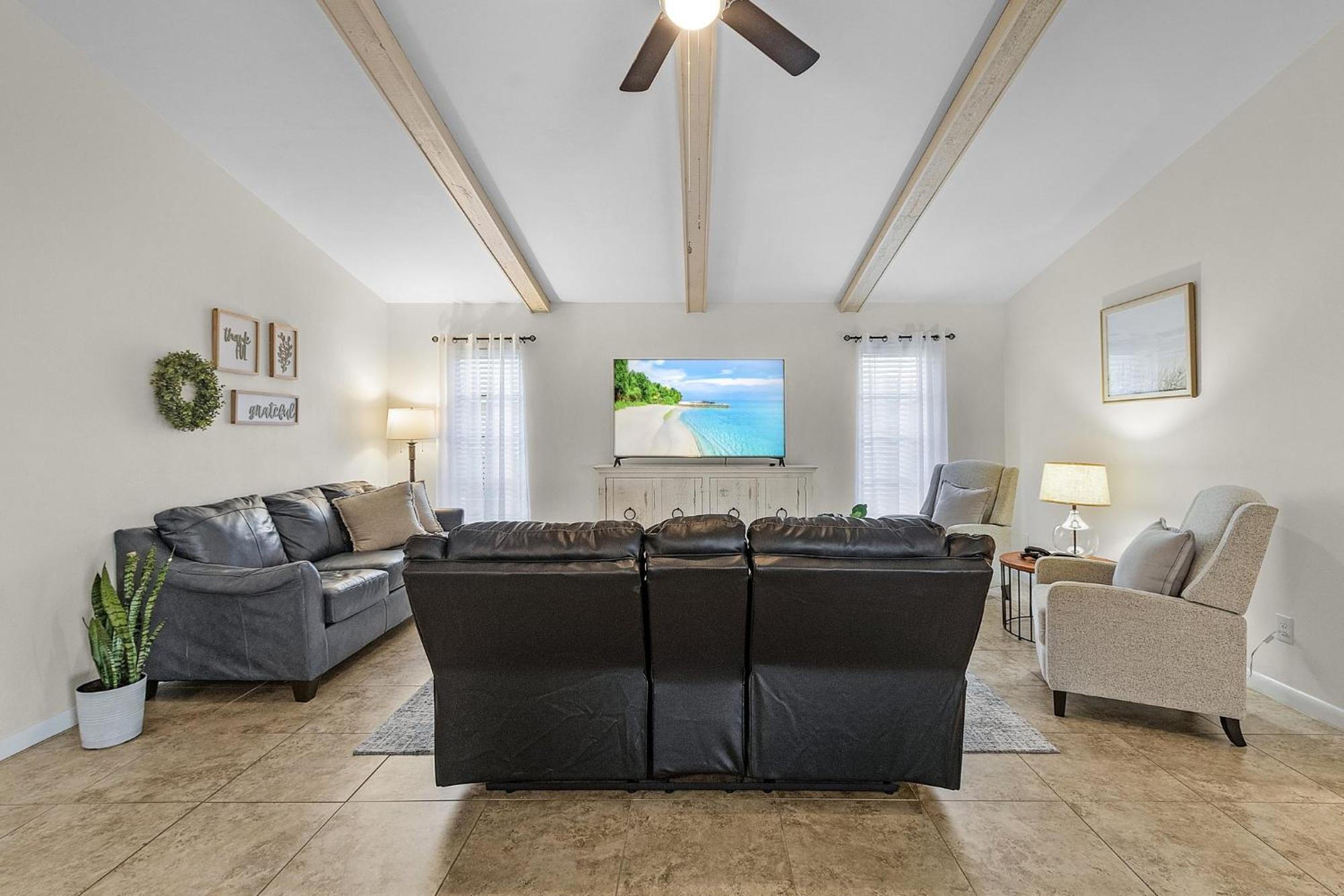 Cozy Retreat, Heated Pool, Water Canal, Bikes,3 Bedroom Cape Coral Exteriör bild