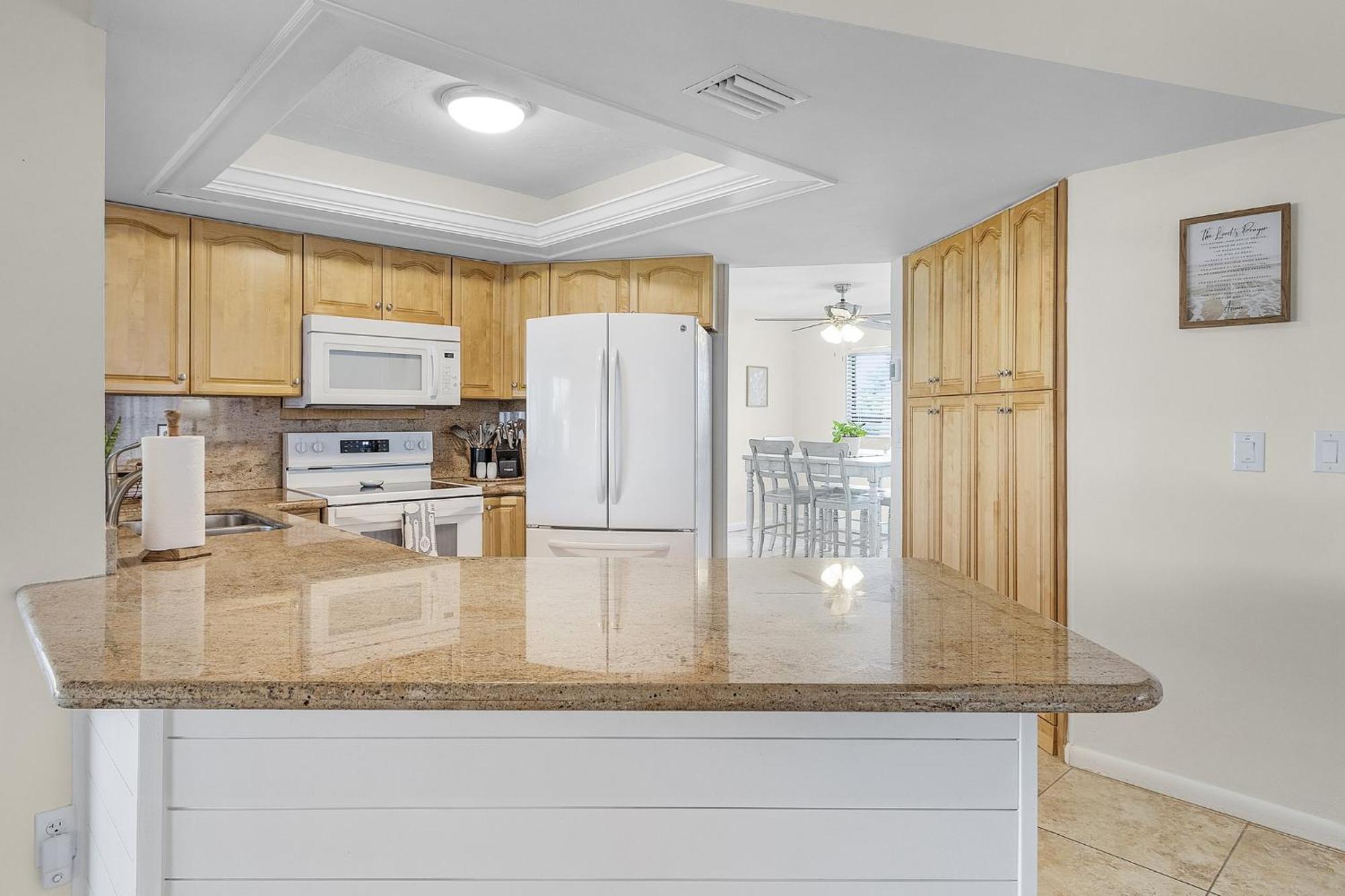 Cozy Retreat, Heated Pool, Water Canal, Bikes,3 Bedroom Cape Coral Exteriör bild